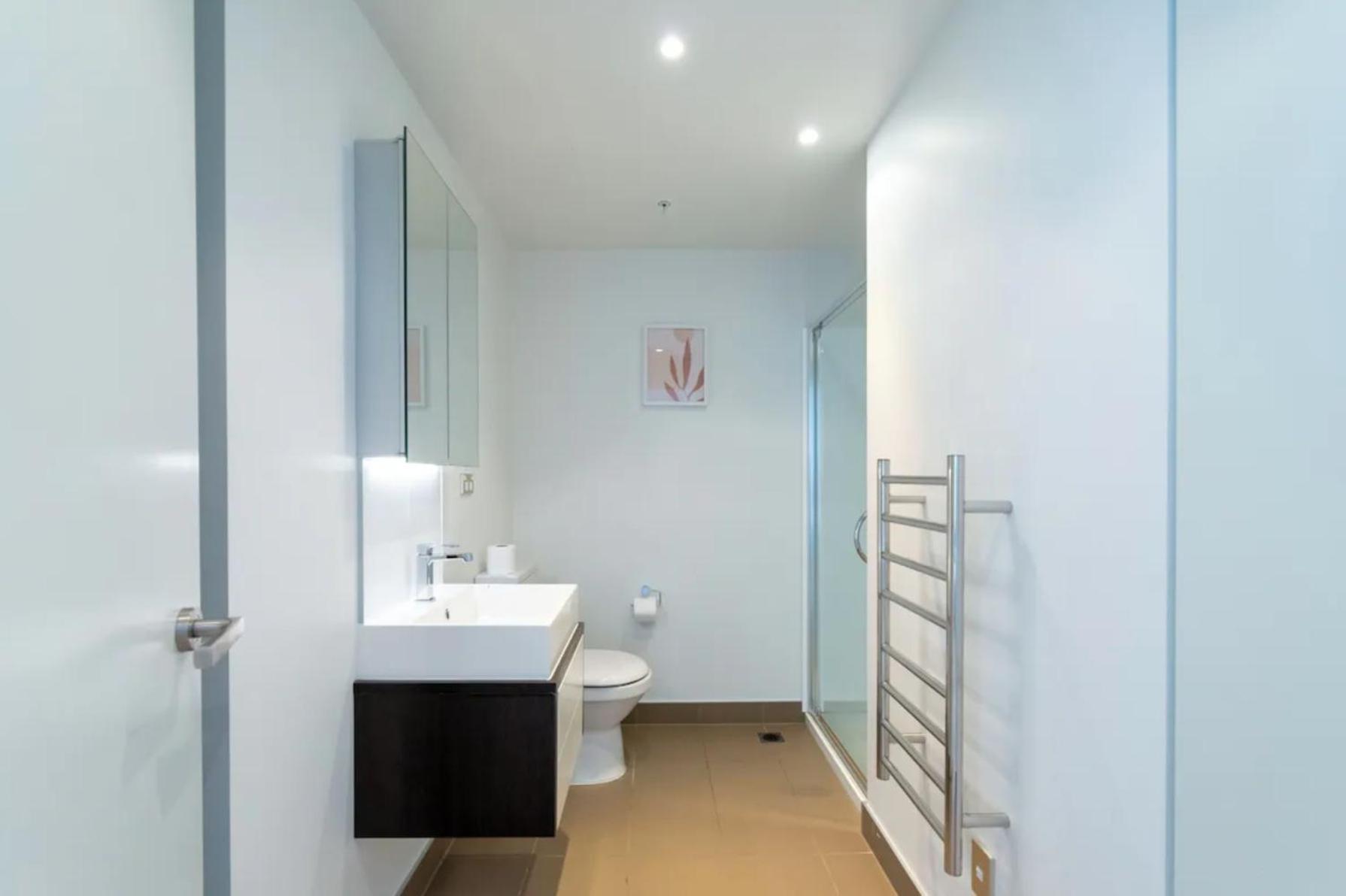 Skytower And City View 2 Bedroom Apartment On High Floor Auckland Exterior photo