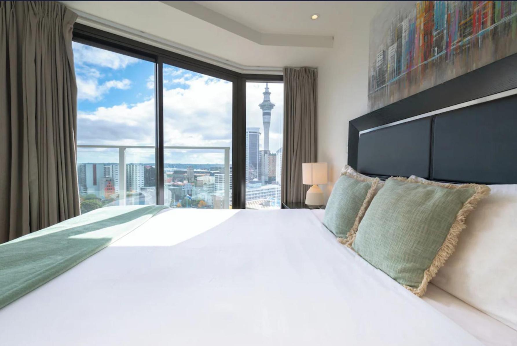 Skytower And City View 2 Bedroom Apartment On High Floor Auckland Exterior photo